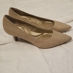Bandolino Kitten Heels